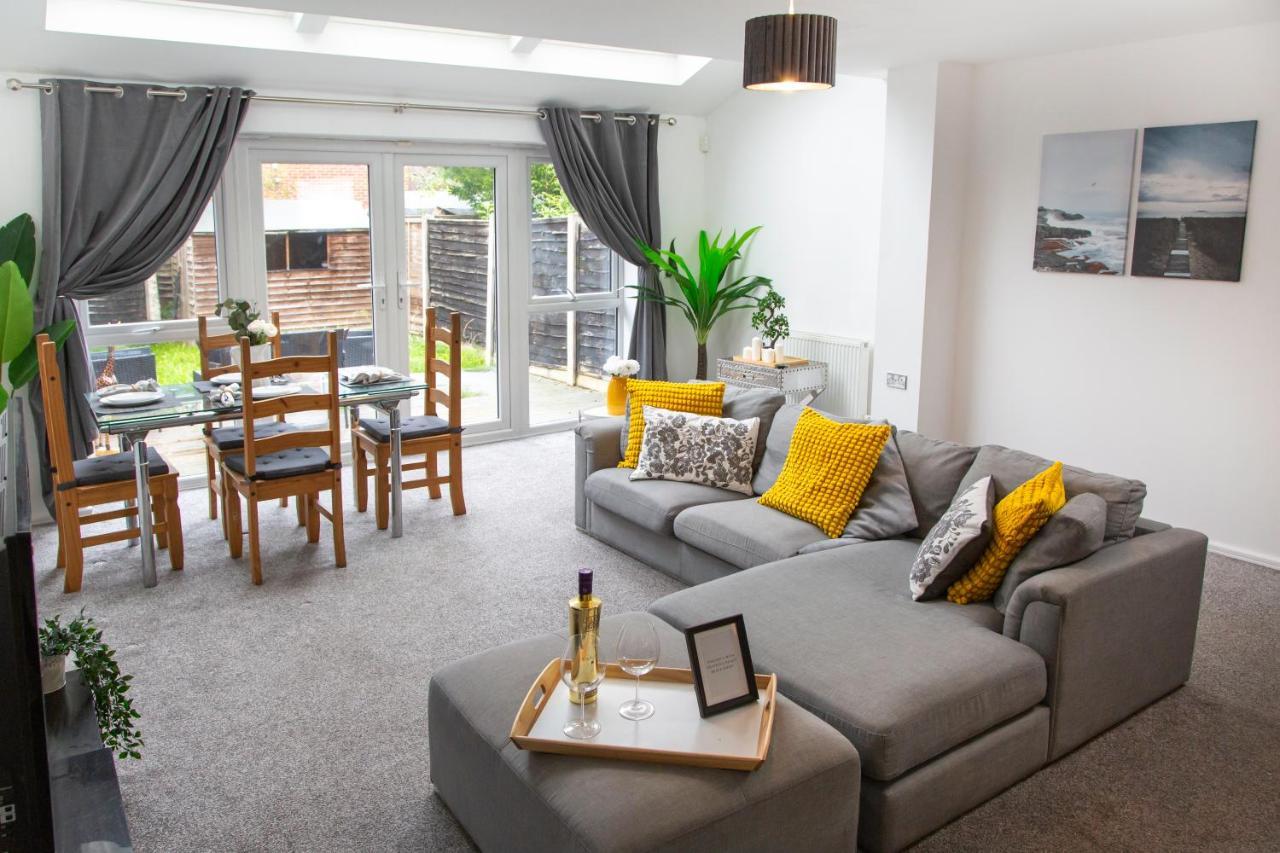 Cozy Townhouse In The Heart Of Greater Manchester Villa Ngoại thất bức ảnh