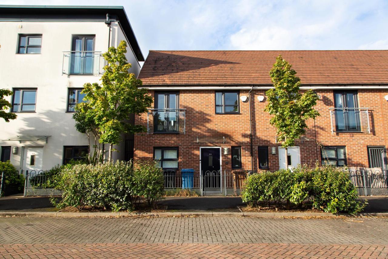Cozy Townhouse In The Heart Of Greater Manchester Villa Ngoại thất bức ảnh